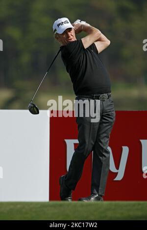 Miguel Angel Jimenez of Spain in action during the second round of the Ballantine's Championship at Blackstone Golf Club in Icheon, South Korea on April 27, 2012. (Photo by Seung-il Ryu/NurPhoto) Stock Photo