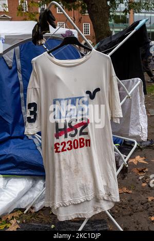 Environmentalists, including members of Extinction Rebellion protest against the High Speed 2 project at Euston park, London, England on October 9, 2020. Activists point that the construction of HS2 will cause more greenhouse emission than a 100 years of use of current means of transport which it replaces. (Photo by Dominika Zarzycka/NurPhoto) Stock Photo