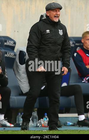 Grimsby manager Ian Holloway during the Sky Bet League 2 match between Bolton Wanderers and Grimsby Town at the Reebok Stadium, Bolton on Saturday 10th October 2020. (Photo by Chris Donnelly/MI News/NurPhoto) Stock Photo