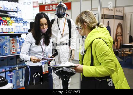 The premiere edition of ANTYCOVID EXPO Trade Fair of Solutions Increasing Sanitary and Epidemiological Safety in Krakow, Poland on October, 15, 2020. The event took place on the day the Health Ministry increased the number of counties in the red zone from 38 to 152, after Poland reported the highest daily total of coronavirus infections. (Photo by Beata Zawrzel/NurPhoto) Stock Photo