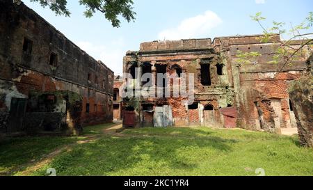 View of ancient building in Panam City, Bangladesh, on October 16, 2020. Panam Nagar, it was the most attractive historical city in Bangladesh. Visitors take time-off from the hustle and bustle from the urban busy life, but enjoy walking through the lane of the ancient city adorned with dilapidated, vandalised and illegally occupied derelict red brick buildings in Panam Nagar.Panam Nagar, lies 30 miles southeast of the capital Dhaka at Sonargaon. The rich Hindu traders laid the foundation of Panam Nagar, is standing on the both sides of a road that stretches from east to south and measures 600 Stock Photo