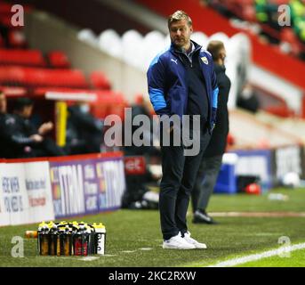 Karl Robinson manager of Oxford United during Sky Bet League One between Charlton Athletic and Oxford United at The Valley, Woolwich, England on 27th October, 2020. (Photo by Action Foto Sport/NurPhoto) Stock Photo