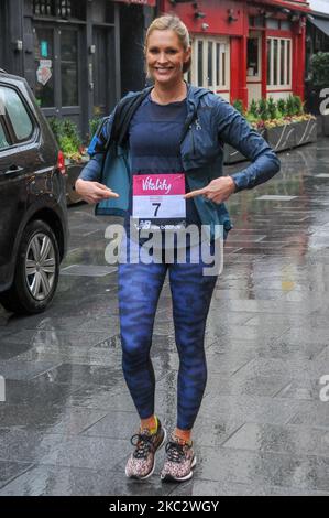 Jenni Falconer seen leaving Global Studios, Smooth FM and ready to take part in the Vitality 10k London Virtual Race, London UK, 29 Oct 2020 (Photo by Robin Pope/NurPhoto) Stock Photo