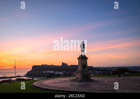 Captain Cook memorial Statue Whitby North Yorkshire England at sunrise Stock Photo