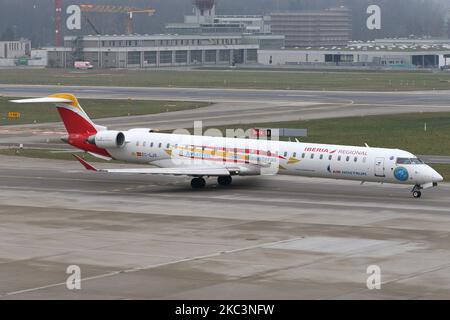 A Iberia Regional Mitsubish CRJ-1000 at Zurich Kloten Airport, Switzerland on 22 January 2019. (Photo by Robert Smith/MI News/NurPhoto) Stock Photo