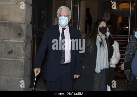 Peruvian writer Mario Vargas Llosa attends 'Francisco Umbral' book of the year 2019 award on November 16, 2020 in Madrid, Spain. (Photo by Oscar Gonzalez/NurPhoto) Stock Photo