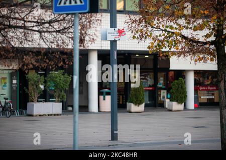 The new temporary street plate for Piazza Gionata Boschetti, known as Sfera Ebbasta, to celebrate the release of his new album Famoso in his hometown on November 19, 2020 in Cinisello Balsamo, Italy (Photo by Alessandro Bremec/NurPhoto) Stock Photo