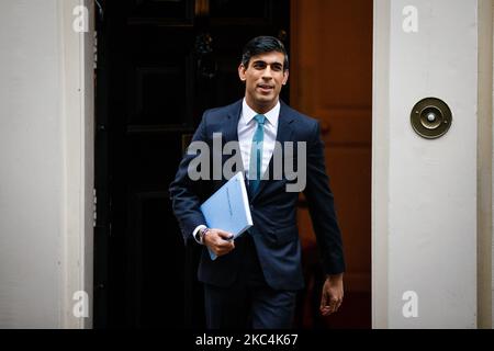 Chancellor of the Exchequer Rishi Sunak, Conservative Party MP for Richmond (Yorks), leaves 11 Downing Street to announce the Treasury's one-year spending review in the House of Commons in London, England, on November 25, 2020. The review is understood to include a 4.3 billion pound package of investment in job creation, with any decisions on tax rises and spending cuts deferred until the country is further clear of the coronavirus crisis that has consumed public finances this year. (Photo by David Cliff/NurPhoto)