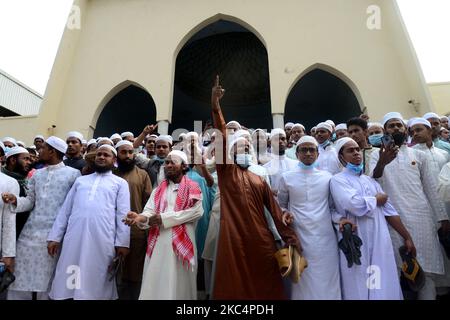 Activist of Muslims stage a protest rally against sculpture construction after Jumma Prayer in Dhaka, Bangladesh, on November 27, 2020 (Photo by Mamunur Rashid/NurPhoto) Stock Photo