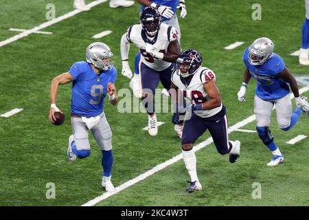 Detroit Lions quarterback Matthew Stafford (9) is sacked by San Diego  Chargers defensive end Vaughn Martin (92) during the first quarter of an  NFL football game in Detroit, Saturday, Dec. 24, 2011. (