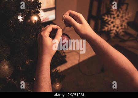 Athens, Greece, November 30th 2020 - Most Greeks prepare their Christmas tree during the first days of December. (Photo by Maria Chourdari/NurPhoto) Stock Photo