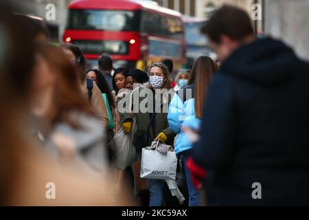 Arket uk hi res stock photography and images Alamy