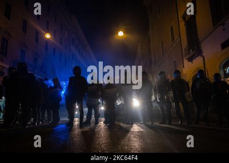 Antifascists, precarious workers, students, movements for the right to housing protest against budget law 2021 and government in Rome, Italy, on December 18, 2020 (Photo by Sirio Tessitore/NurPhoto) Stock Photo