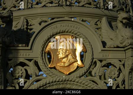 An image of Queen Victoria seen on Victoria Fountain monument/memorial in Dun Laoghaire during Level 5 Covid-19 lockdown. On Monday, 25 January, 2021, in Dublin, Ireland. (Photo by Artur Widak/NurPhoto) Stock Photo