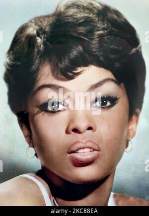 LOLA FALANA   Promotional photo of American singer and film actress about 1965 Stock Photo