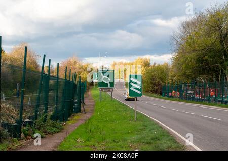 Wendover, Buckinghamshire, UK. 4th November, 2022. The A413 by Wendover is now unrecognisable as HS2 have felled so many trees. The HS2 High Speed Rail Small Dean Viaduct near Wendover. HS2 are building a 350 metre long viaduct across the A413 and the Chiltern Railway line. HS2 have demolished Road Barn Farm and felled hundreds of trees along Small Dean Lane and on either side of the A413. Stop HS2 protesters formerly lived in the woods off the A413 at the Wendover Active Resistance Camp for two years. Eco Activist Dan Hooper known as Swampy and others tunnelled underneath the woodlands in pro Stock Photo