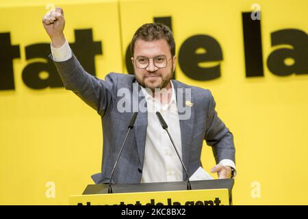 Electoral campaign event of Esquerra Republicana de Catalunya (ERC - Catalonia's Republican Left), Catalan pro-independence center-left party, with the participation of its top leader, Oriol Junqueras, imprisoned by the 2019 referendum, and the candidate in the regional elections, Pere Aragonés, in Badalona, near Barcelona, on January 29, 2021. (Photo by Albert Llop/NurPhoto) Stock Photo