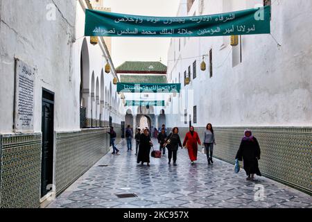 Entrance to the mosque and mausoleum complex of Moulay Idris I in the town of Moulay Idriss (Moulay Idriss Zerhoun) in Morocco, Africa. The holy town of Moulay Idriss was where Moulay Idriss I arrived in 789, bringing with him the religion of Islam, and starting a new dynasty. Idris I (known as Moulay Idris) was a descendant of the Prophet Muhammad who fled from Abbasid-controlled territory after the Battle of Fakh because he had supported the defeated pro-Shi'a rebels. (Photo by Creative Touch Imaging Ltd./NurPhoto) Stock Photo