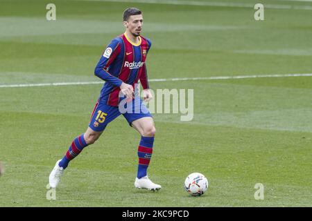 15 Clement Lenglet of FC Barcelona during Spanish La Liga match between FC Barcelona and Cadiz CF on February 21 of 2021, Barcelona, Spain. (Photo by Xavier Bonilla/NurPhoto) Stock Photo