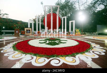 Bangladesh is observing International Mother Language Day with tributes to the heroes who sacrificed their lives for the Bangla language in 1952, in Dhaka, Bangladesh, on February 22, 2021. People from all walks of life paid homage to the language martyrs at the Central Shaheed Minar in Dhaka amid the coronavirus pandemic. (Photo by Sony Ramany/NurPhoto) Stock Photo