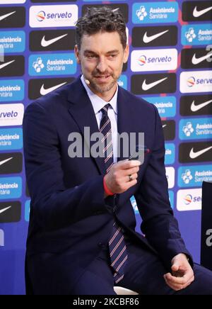 Presentation of Pau Gasol as a new FC Barcelona player at the Palau Blaugrana, on 25th March 2021, in Barcelona, Spain. -- (Photo by Urbanandsport/NurPhoto) Stock Photo