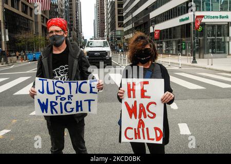 Protesters call for justice for Daunte Wright and Adam Toledo during a day of action in solidarity with Brooklyn Center and Chicago over the police killings of Daunte Wright and Adam Toledo, in Philadelphia, Pennsylvania, USA, on April 17, 2021. (Photo by Cory Clark/NurPhoto) Stock Photo