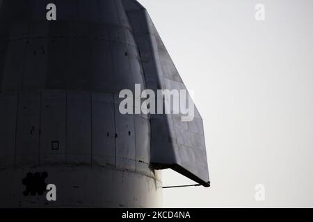 Starship SN15 is prepared for static fire and launch at SpaceX's South Texas build site as the sun sets on April 20th, 2021 in Boca Chica, Texas. (Photo by Reginald Mathalone/NurPhoto) Stock Photo