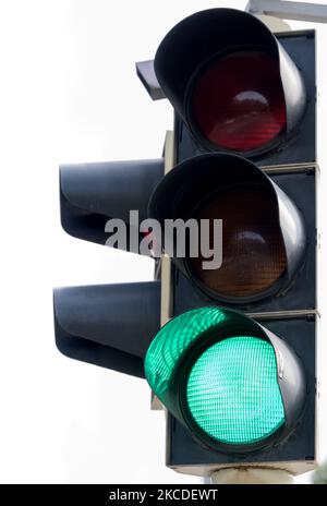 Closeup of traffic light showing the green light Stock Photo - Alamy