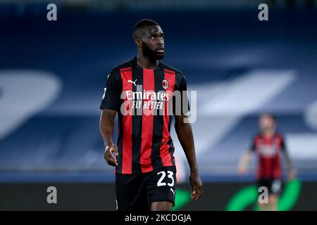 Fikayo Tomori of AC Milan looks on during the Serie A match between SS Lazio and AC Milan at Stadio Olimpico, Rome, Italy on 26 April 2021. (Photo by Giuseppe Maffia/NurPhoto) Stock Photo