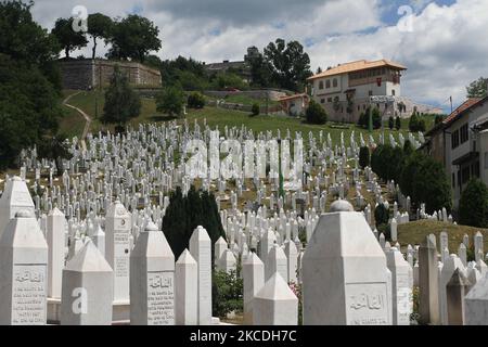 Muslim cemetery in Sarajevo, Bosnia and Herzegovina on July 14, 2015. (Photo by Jakub Porzycki/NurPhoto) Stock Photo