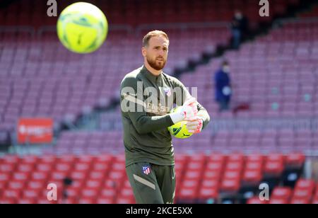 Jan Oblak during the match between FC Barcelona and Club Atletico Madrid, corresponding to the week 35 of the Liga Santander, played at the Camp Nou Stadium on 08th May 2021, in Barcelona, Spain. -- (Photo by Urbanandsport/NurPhoto) Stock Photo