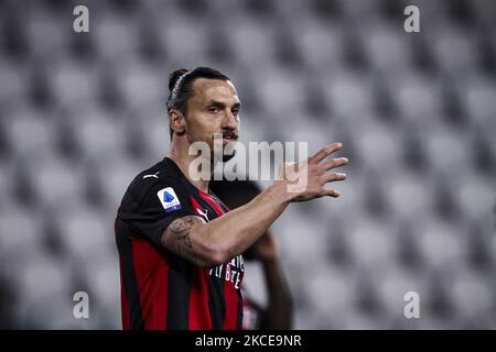 Milan forward Zlatan Ibrahimovic (11) gestures during the Serie A football match n.35 JUVENTUS - MILAN on May 09, 2021 at the Allianz Stadium in Turin, Piedmont, Italy. Final result: Juventus-Milan 0-3. Sporting stadiums around Italy remain under strict restrictions due to the Coronavirus Pandemic as Government social distancing laws prohibit fans inside venues resulting in games being played behind closed doors. (Photo by Matteo Bottanelli/NurPhoto) Stock Photo