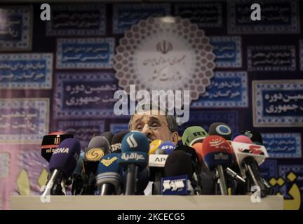 Former president Mahmoud Ahmadinejad reads his statement while attending a press center after registering as a candidate for June 18, presidential elections, in the Iranian Interior Ministry building in central Tehran on May 12, 2021. (Photo by Morteza Nikoubazl/NurPhoto) Stock Photo