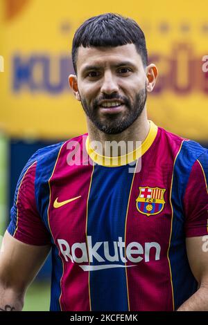 Presentation of Sergio “Kun” Aguero as a new FC Barcelona player after ...