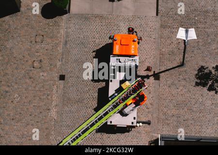 general view from the top of the Kranhaus during the emergency recue from over 300m tall Kranhaus in Cologne, Germany on June 14, 2021 (Photo by Ying Tang/NurPhoto) Stock Photo