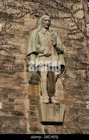 Sculpture of Samuel de Champlain on the Archives and Canadiana Building in Toronto, Canada, on August 20, 2011. Samuel de Champlain is known as 'The Father of New France', was a French navigator, cartographer, draughtsman, soldier, explorer, geographer, ethnologist, diplomat, and chronicler. He founded New France and Quebec City on July 3, 1608. In 1608, he established the French settlement that is now Quebec City. Champlain was the first European to explore and describe the Great Lakes, and published maps of his journeys and accounts of what he learned from the natives and the French living a Stock Photo