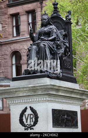 Statue of Queen Victoria outside Queen's Park in Toronto, Ontario, Canada, on May 01, 2010. (Photo by Creative Touch Imaging Ltd./NurPhoto) Stock Photo