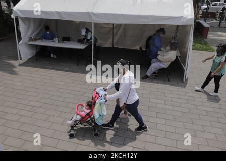 Health kiosk located in La Gioconda Tláhuac, Mexico City, where rapid COVID-19 screening tests are carried out following the increase in coronavirus infections during the yellow epidemiological traffic light in the capital. (Photo by Gerardo Vieyra/NurPhoto) Stock Photo