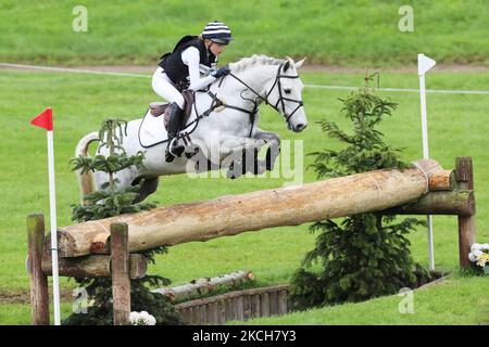 MARLBOROUGH, UK. JULY 10TH. Ella Howard riding Colemanstown Rocket during PT Section M Cross Country event at the Barbury Castle International Horse Trials, Marlborough, Wiltshire, UK on Saturday 10th July 2021. (Photo by Jon Bromley/MI News/NurPhoto) Stock Photo