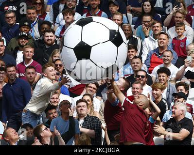 West Ham United Fans playing with a football during Betway Cup between West Ham United and Atalanta at London stadium , London, England on 07th August 2021 (Photo by Action Foto Sport/NurPhoto) Stock Photo