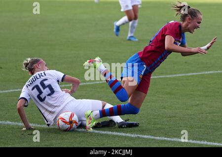 Faustine Robert and Caroline Graham Hansen during the friendly match ...