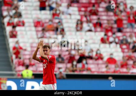 Luca Waldschmidt of SL Benfica applauds during the Portuguese League football match between SL Benfica and FC Arouca at the Luz stadium in Lisbon, Portugal on August 14, 2021. (Photo by Pedro FiÃºza/NurPhoto) Stock Photo