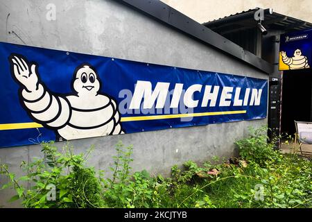 Michelin logo is seen on the car service in Krakow, Poland on August 17 2021. (Photo by Jakub Porzycki/NurPhoto) Stock Photo