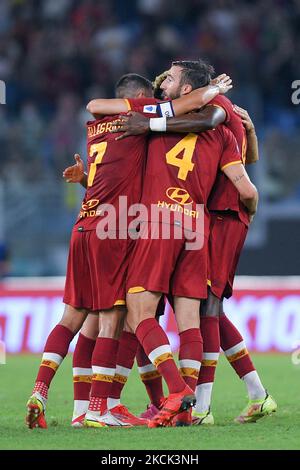 Jordan Veretout of AS Roma celebrates after scoring second goal during the Serie A match between Roma and Fiorentina at Stadio Olimpico, Rome, Italy on 22 August 2021. (Photo by Giuseppe Maffia/NurPhoto) Stock Photo