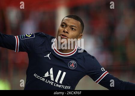 Kylian Mbappe of PSG celebrates after scoring his sides second goal during the Ligue 1 Uber Eats match between Reims and Paris Saint Germain at Stade Auguste Delaune on August 29, 2021 in Reims, France. (Photo by Jose Breton/Pics Action/NurPhoto) Stock Photo