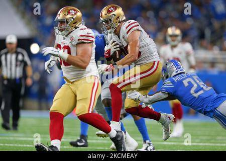 November 07, 2021: San Francisco 49ers wide receiver Brandon Aiyuk (11)  celebrates a touchdown with tight end George Kittle (85) and wide receiver  Mohamed Sanu (6), during a NFL football game between