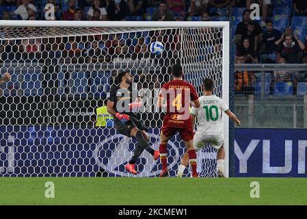 Filip Djuricic of US Sassuolo Calcio goal 1-1 in action during the Italian Football Championship League A 2021/2022 match between AS Roma vs US Sassuolo at the Olimpic Stadium in Rome. (Photo by Fabrizio Corradetti/LiveMedia/NurPhoto) Stock Photo