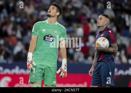 Matias Ezequiel Dituro of RC Celta de Vigo (L) and Levante's forward Roger Marti during La liga match between Levante UD and Celta de Vigo at Ciutat de Valencia Stadium on September 21, 2021. (Photo by Jose Miguel Fernandez/NurPhoto) (Photo by Jose Miguel Fernandez/NurPhoto) Stock Photo