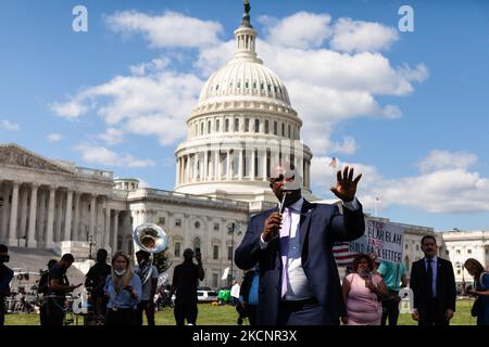 Congressman Jamaal Bowman (D-NY) speaks at a protest at the US Capitol, hosted by People’s Watch. Protesters have been at the Capitol since Monday, September 27 and plan to continue the protest until Congress passes the Build Back Better Act (a.k.a. reconciliation budget) and its investments in healthcare, citizenship, and climate solutions. (Photo by Allison Bailey/NurPhoto) Stock Photo
