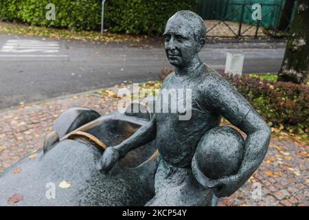 Statue of Juan Manuel Fangio, five-time Formula 1 World Champion, at the circuit in Monza, Italy on October 5, 2021. (Photo by Jakub Porzycki/NurPhoto) Stock Photo